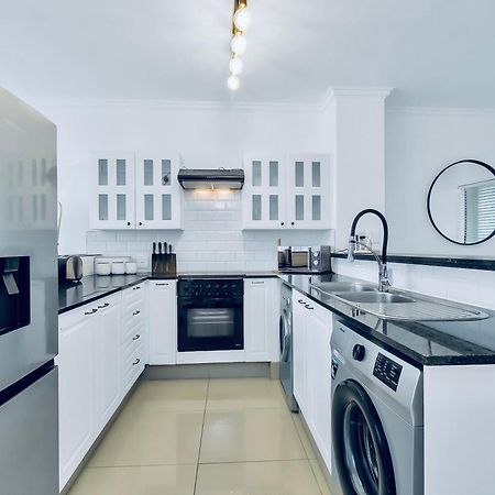 جوهانسبورغ 2 Bedroom 2 Bath Luxury - Sandton Cbd المظهر الخارجي الصورة