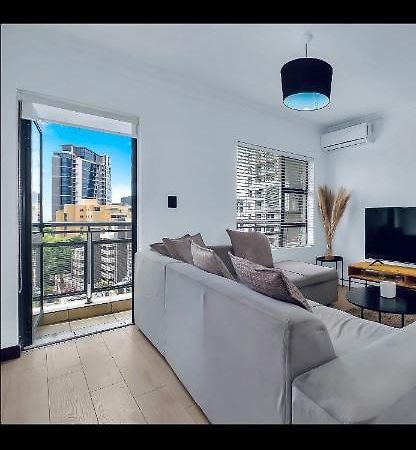 جوهانسبورغ 2 Bedroom 2 Bath Luxury - Sandton Cbd المظهر الخارجي الصورة