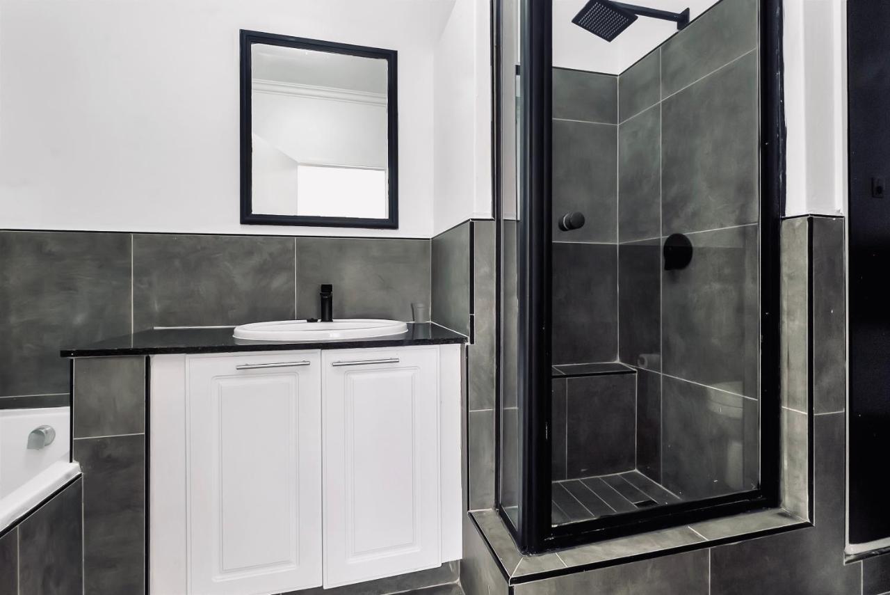 جوهانسبورغ 2 Bedroom 2 Bath Luxury - Sandton Cbd المظهر الخارجي الصورة